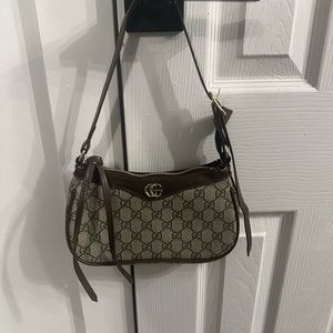 Gucci shoulder bag